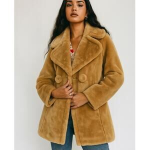 House of Fluff Faux Fur BIOFUR "Vintage" Peacoat Camel